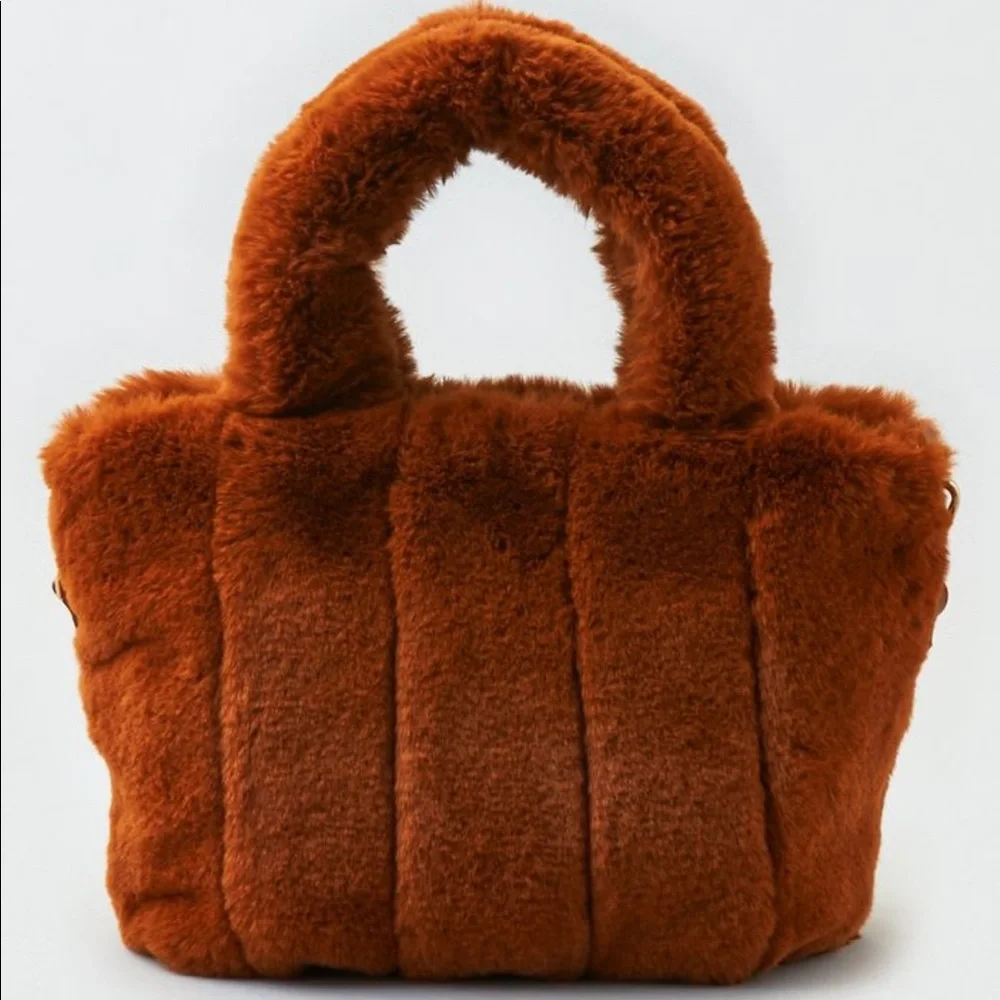 Brown Faux Fur Bag ❄️ - Picture 8 of 11